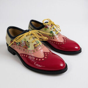 John Fluevog Domitian Sea Angel Brogue Oxford White Floral Red Patent 6.5 w/Box